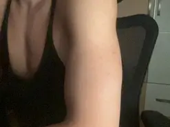 Amateur Adult Webcams of AlexKunt