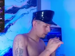 Amateur Adult Webcams of Sebastian_Smitt