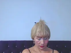 Amateur Watch Live Sex Cams of almabeckelt