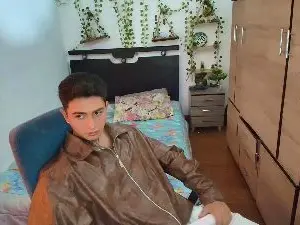 Cam4 Adult Webcams of santiagoo