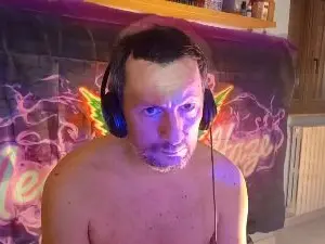 Cam4 Watch Live Sex Cams of matteoc4_hot