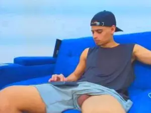 Cam4 Adult Video Chat of Pablo_Cruz_