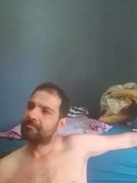 Cam4 Free Porn Cam of foyler85