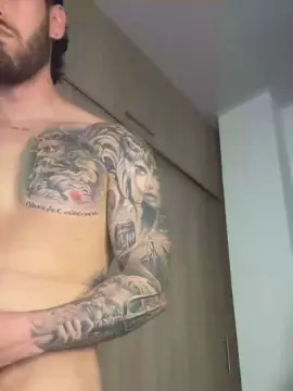 Cam4 Free Live Porn of Axel_blaze_1