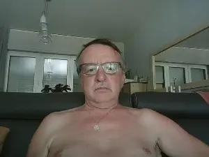 Cam4 Nude Webcam of oldtimer160