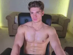 Cam4 Watch Live Sex Cams of MaxKaidenn