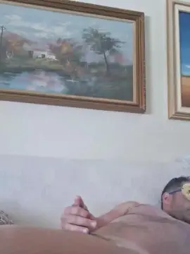 Cam4 Live Sex of Luiuk
