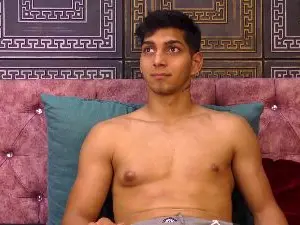 Cam4 Sex Cam of DanteRafaelo
