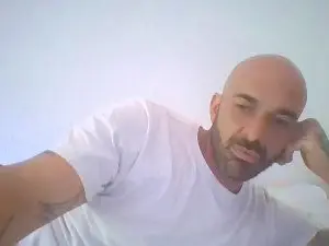 Cam4 Live Sex Cam of ilciuciu20