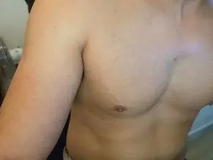 Cam4 Free Live Porn of adrian28x