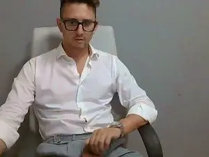 Cam4 Live Sex of masterboss_