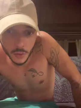 Cam4 Free Porn Cam of diversing_fun