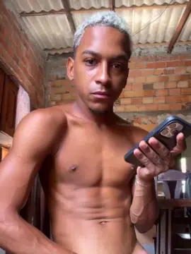 Cam4 Live Porn of Aikenn