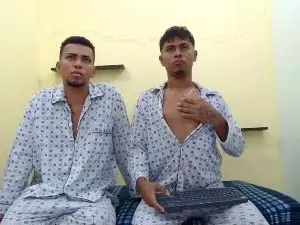 Cam4 Adult Webcams of patrickvsnoah69