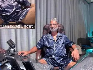 Cam4 Live Sex of OnlineBossUK