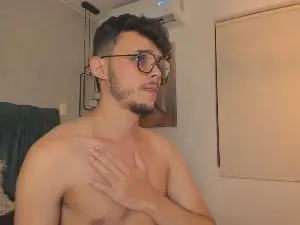 Cam4 Adult Webcam of Alhan_Twink