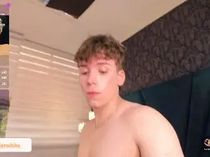 Cam4 Live Sex of Tayler_White