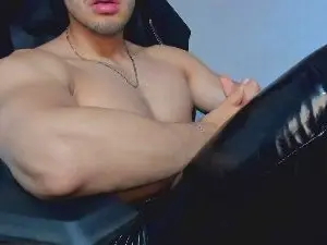 Cam4 Adult Webcam of Tommy_bred