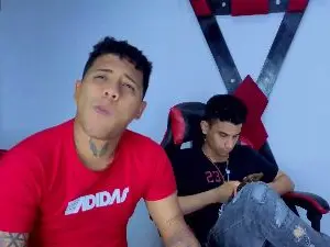 Cam4 Adult Webcam of Julian_and_Axel