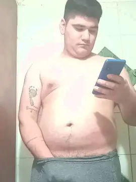 Cam4 Live Sex of Adritoledo