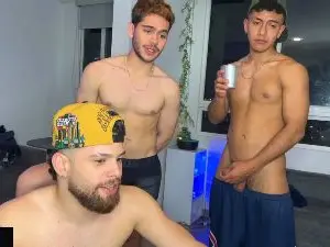 Cam4 Sex Cam of zoneboys_