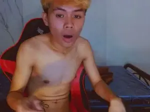 Cam4 Live Porn of urfem_boy69x