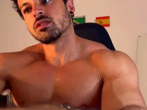 Cam4 Free Live Porn of Lucasfit24