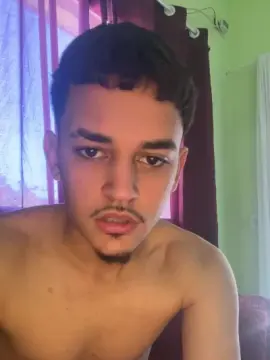 Cam4 Live Sex Cam of Ravel55