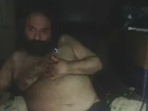 Cam4 Live Porn of HairyHulk