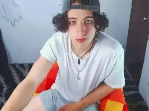 Cam4 Watch Live Sex Cams of Noah_sokolov_