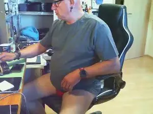 Cam4 Live Sex Cam of freundlich4