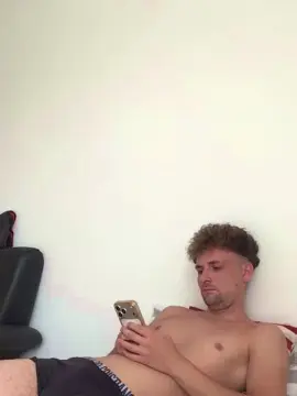 Cam4 Watch Live Sex Cams of youngplayboymm