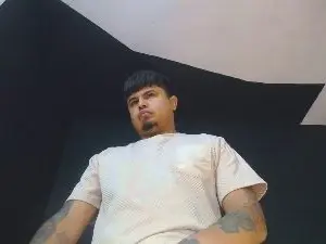 Cam4 Adult Webcam of master_bigcock1