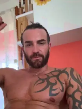 Cam4 Sex Chat of Danielhurus