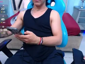 Cam4 Free Porn Cam of alex_474