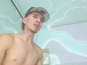 Cam4 Watch Live Sex Cams of DanntheStiff