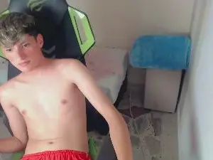 Cam4 Watch Live Sex Cams of Pablito_junior