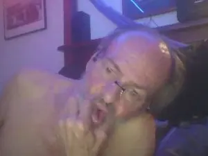 Cam4 Private Sex Chat of darrinfowler