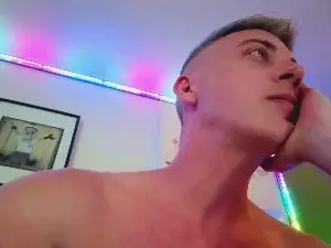 Cam4 Live Sex Cam of HuGo4K