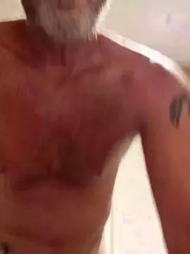 Cam4 Private Sex Chat of Leo_Hardyman