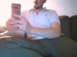 Cam4 Free Porn Cam of HairyFrenchcock