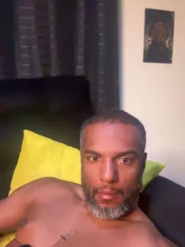 Cam4 Live Sex of Pretocariocahot