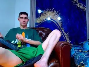 Cam4 Adult Webcam of ___SKYLER____