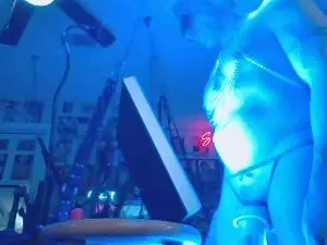 Cam4 Free Live Porn of RickJones699