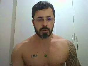Cam4 Free Live Porn of Alers87