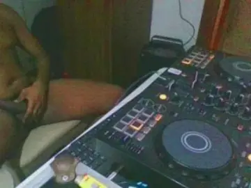 Cam4 Watch Live Sex Cams of tesudoblack85
