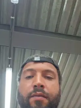 Cam4 Sex Cam of Morenogatorj99