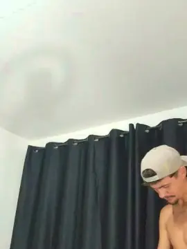 Cam4 Sex Cam of Levi_Henrique