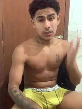 Cam4 Free Porn Cam of MARENTO23CMM