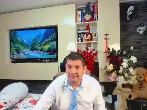Cam4 Nude Webcam of CRISSETAN